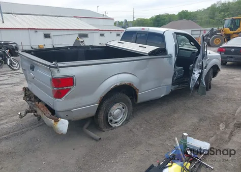 2011 Ford F-150 Xl z USA, uszkodzony, nr VIN 1FTMF1CM7BKD32920